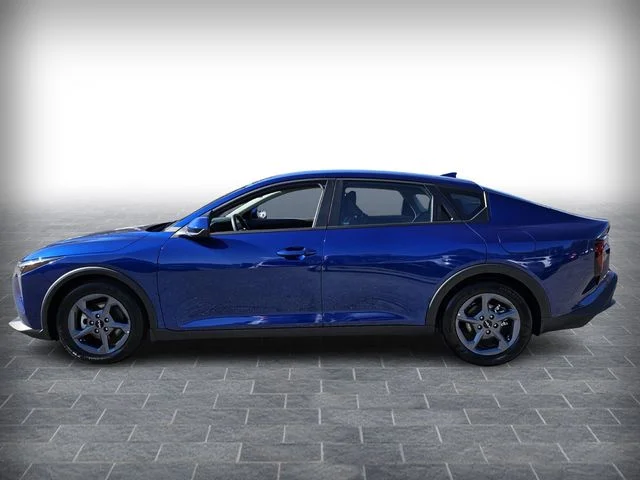 Used 2025 Blue Kia LXS image 4