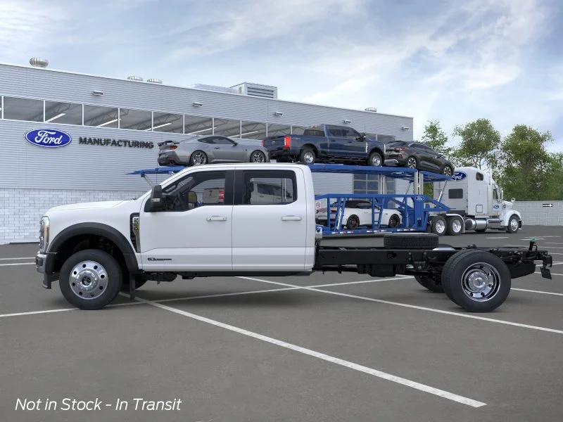 New 2026 Star White Metallic Tri-Coat Ford F-550® LARIAT® image 3
