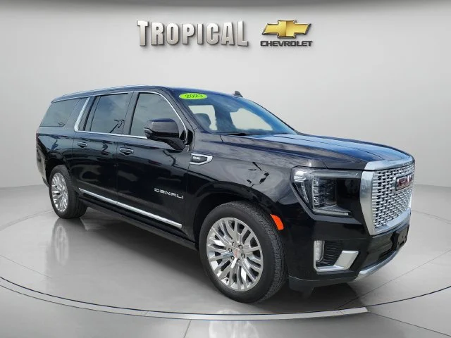 Used 2023 Onyx Black GMC Denali image 7