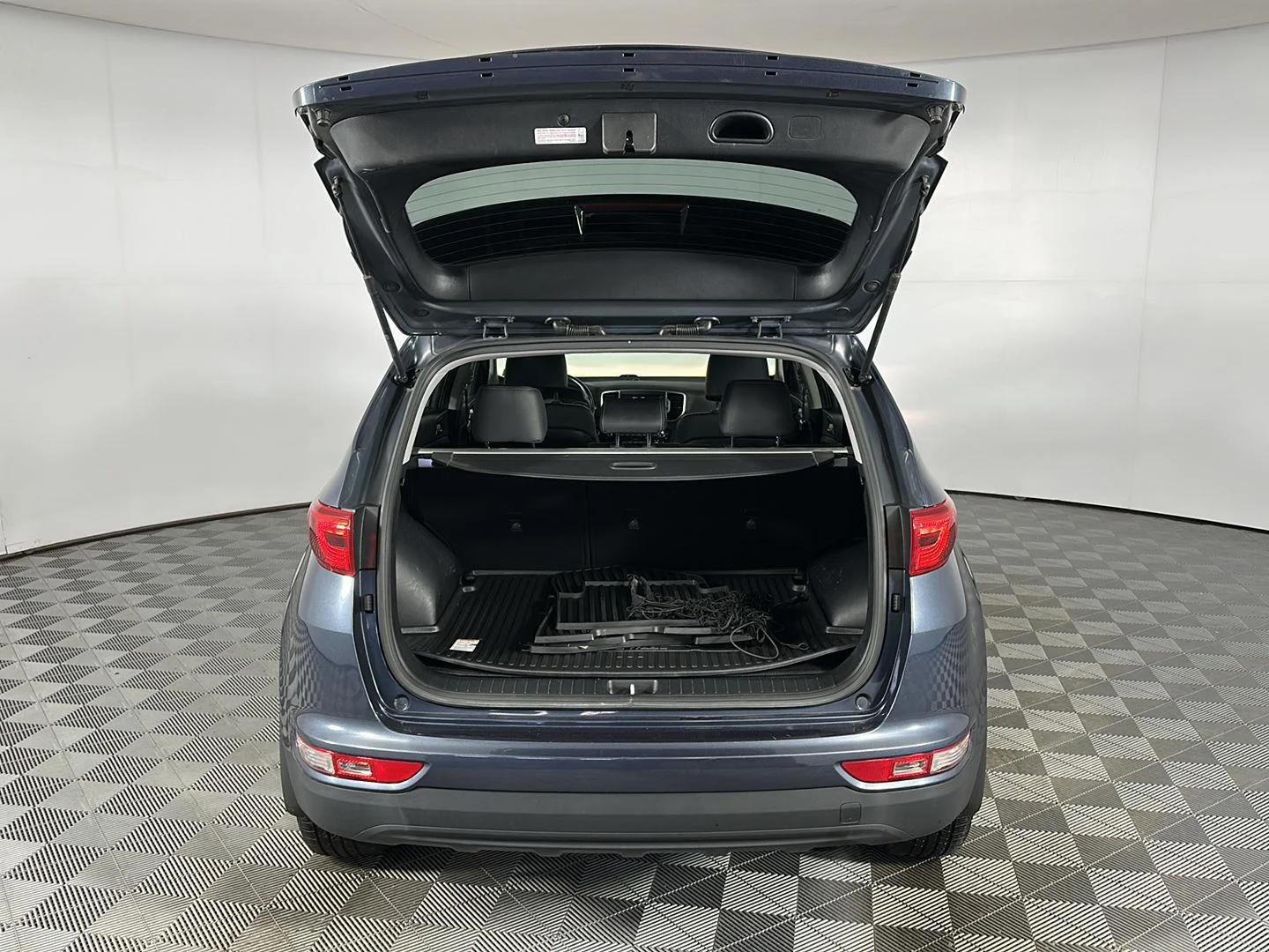 Used 2019 Pacific Blue Kia EX image 12