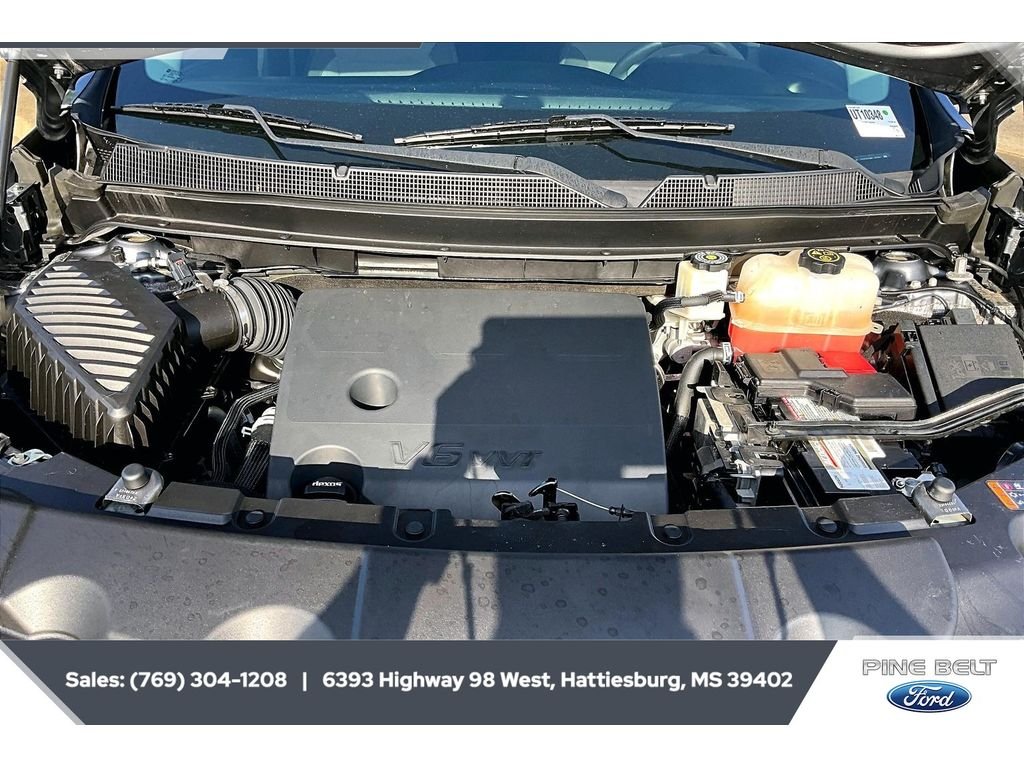 Used 2020 Satin Steel Metallic Chevrolet LT Cloth image 8
