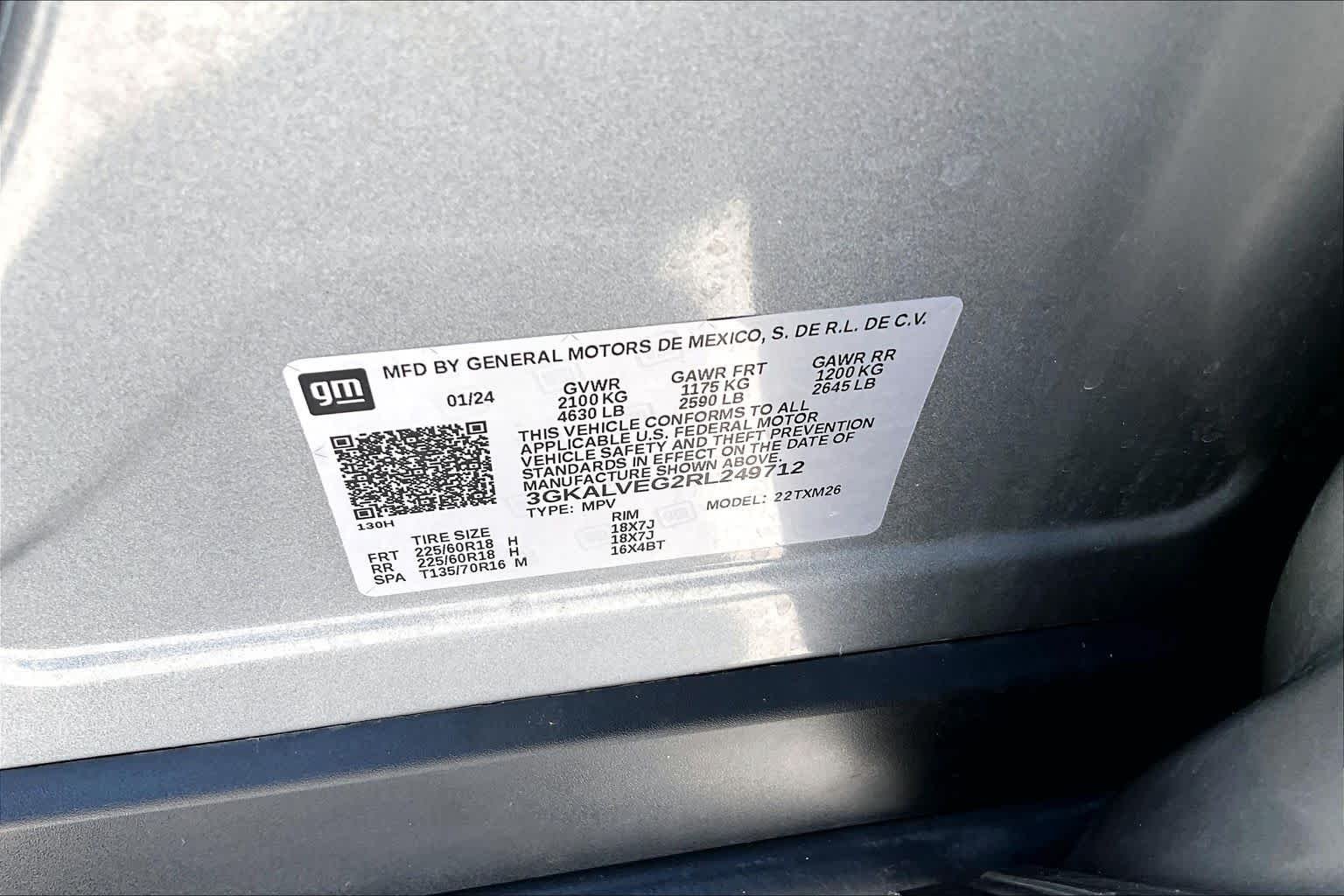 Used 2024 Sterling Metallic GMC SLT image 35