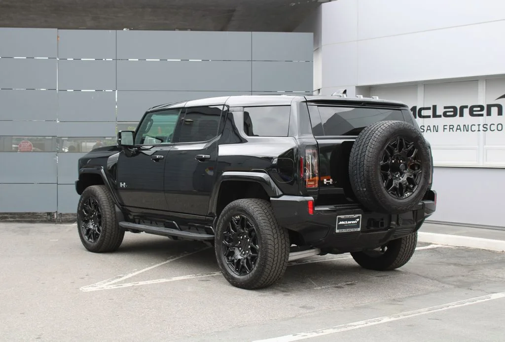 Used 2025 Black GMC 2X image 14
