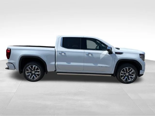 2026 GMC Sierra 1500 Denali - Photo 8