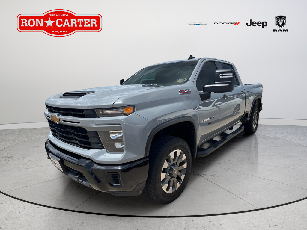 Used 2024 Gray Chevrolet Custom image 2