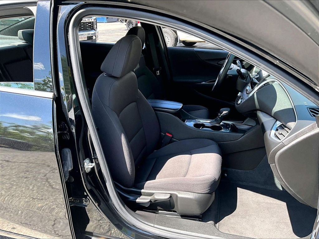 Used 2023 Black Chevrolet LT image 11