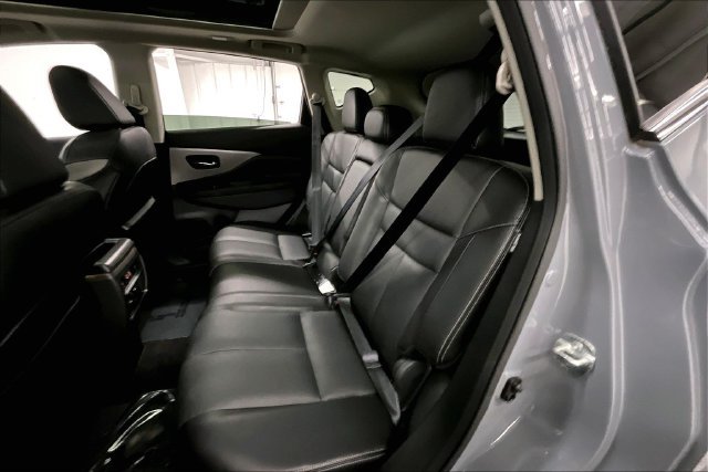 Used 2023 Boulder Gray Pearl Nissan SL image 24
