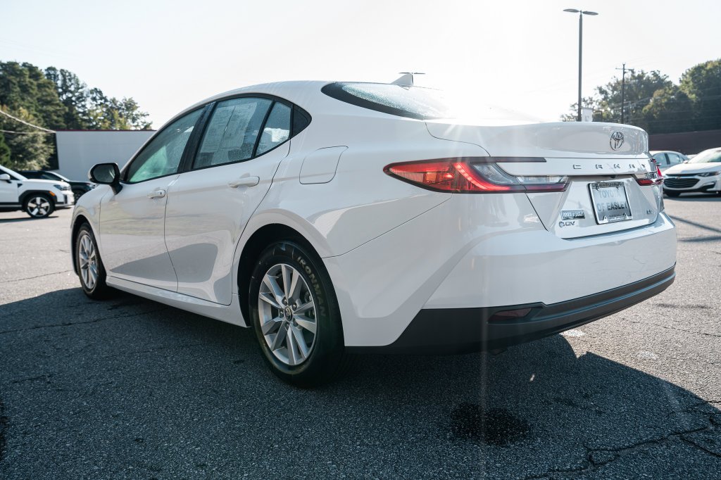Certified Used 2025 Ice Toyota LE image 5