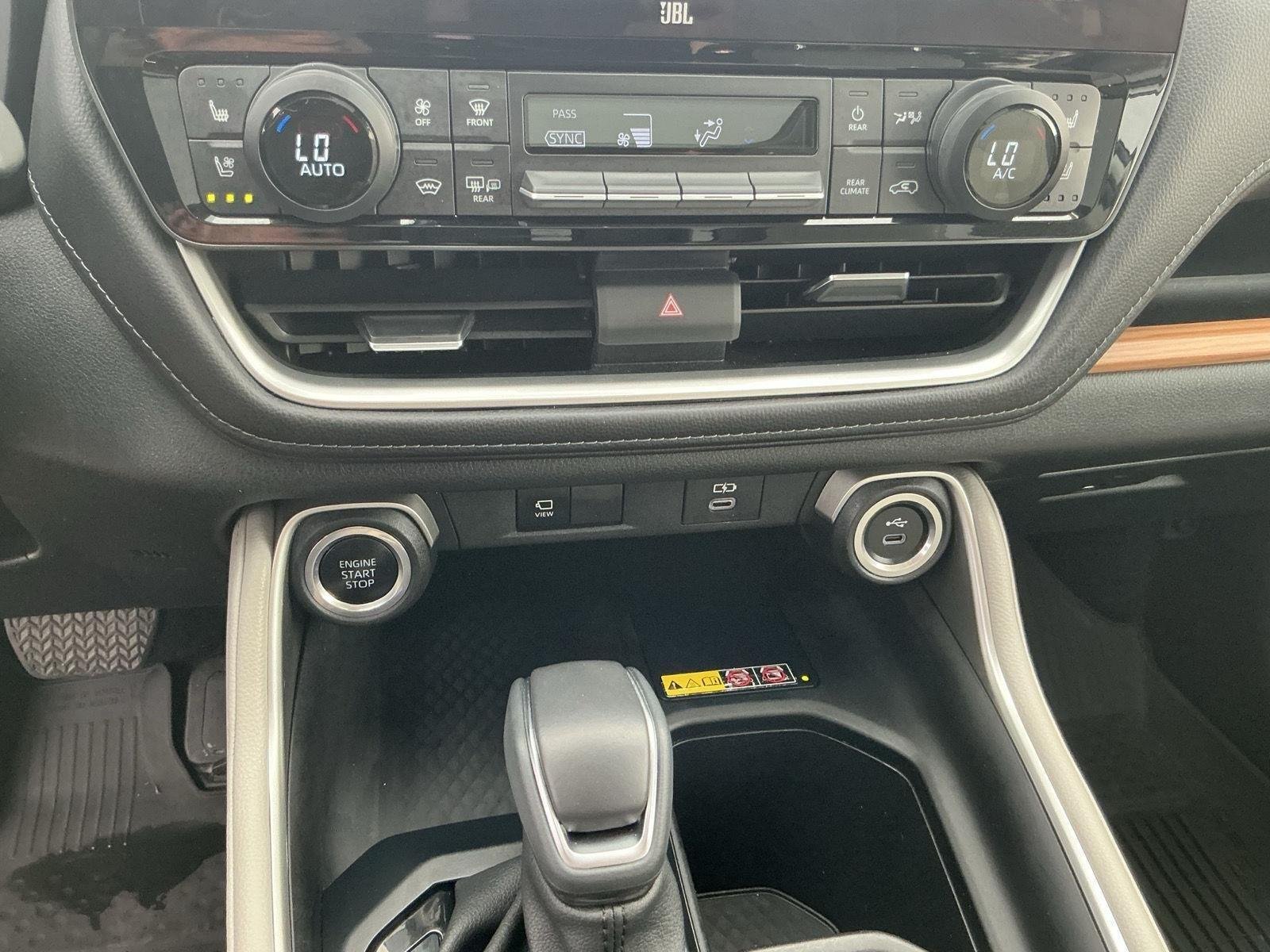 Certified Used 2024 Wind Chill Pearl Toyota Limited image 15