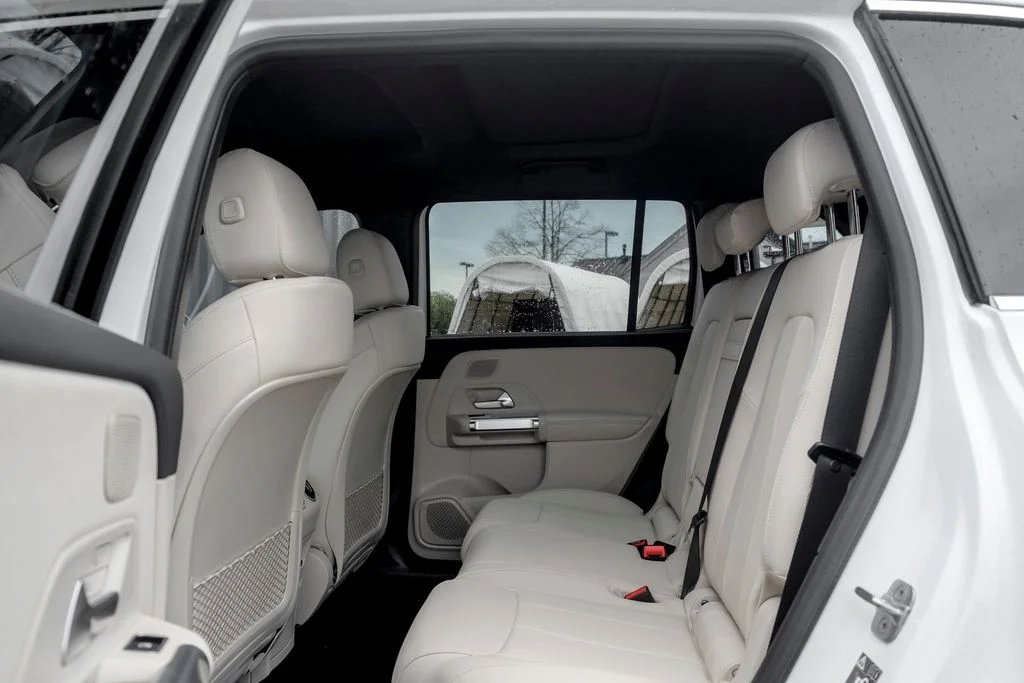 Used 2026 Polar White Mercedes-Benz GLB 250 image 17