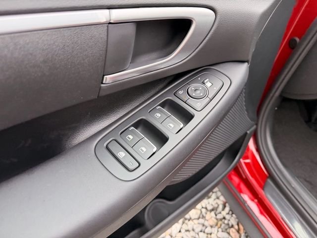 Used 2026 Red Hyundai SE image 7
