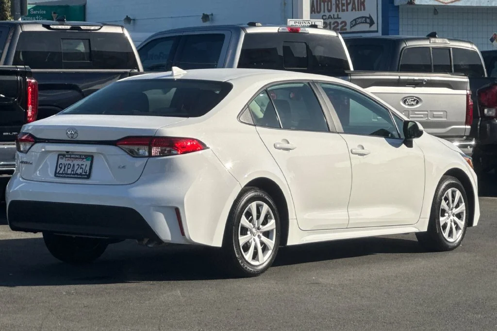 Used 2026 White Toyota LE image 4