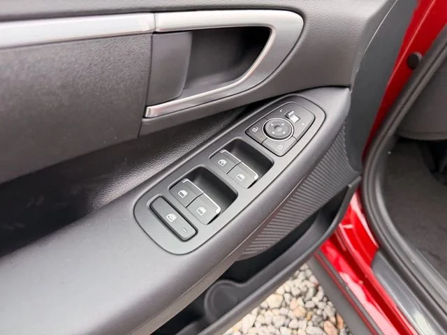 Used 2026 Red Hyundai SE image 7