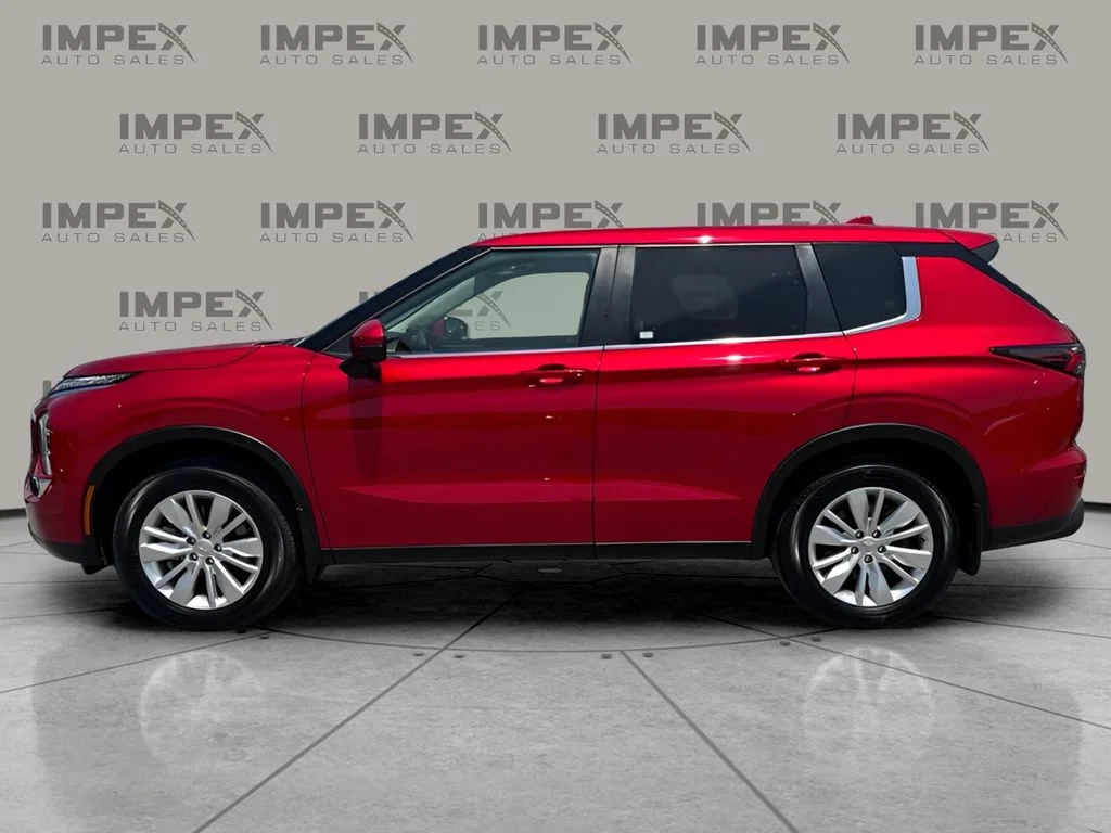 Used 2025 Red Mitsubishi ES image 2