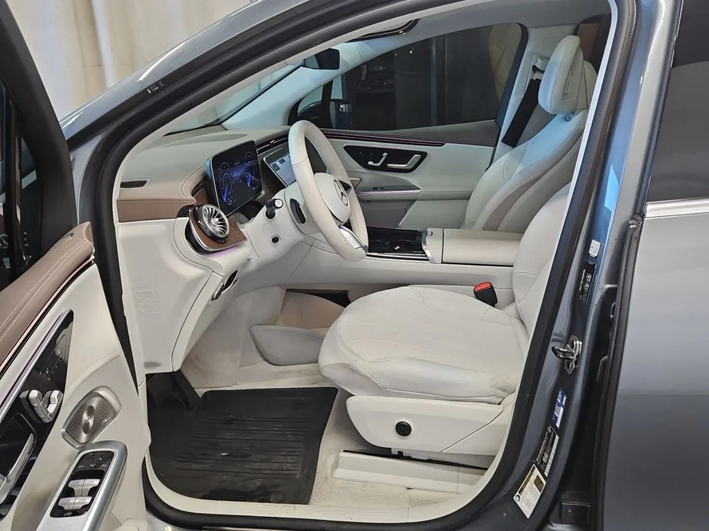 Used 2023 Gray Mercedes-Benz 350 SUV image 5