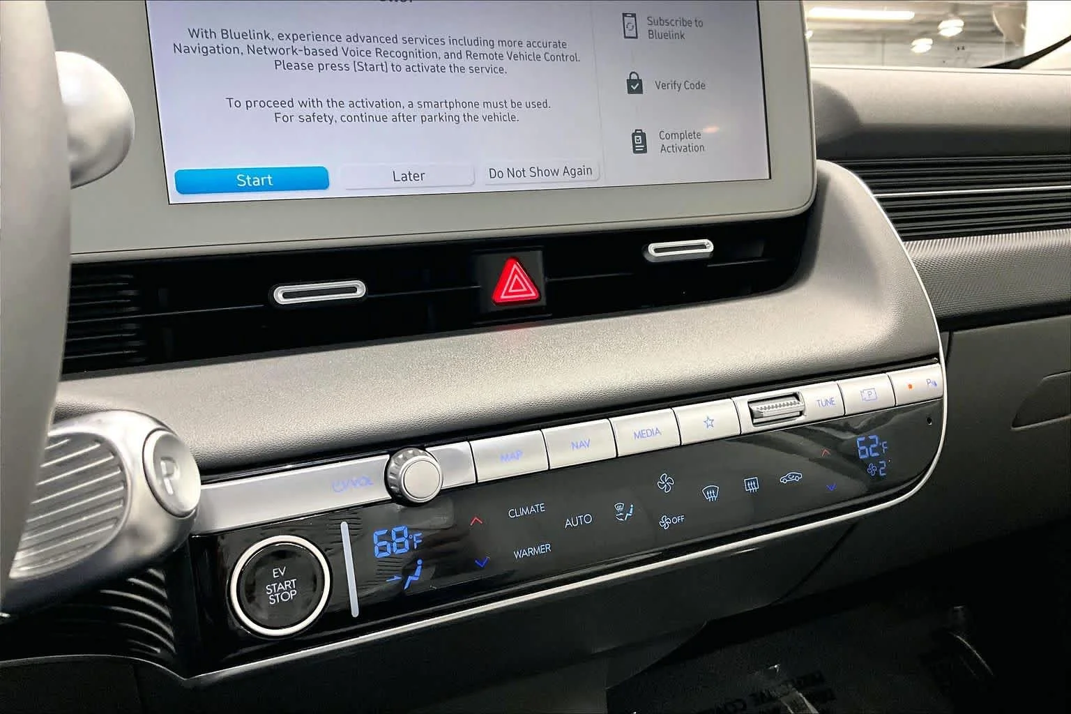 Used 2022 Atlas White Hyundai SEL image 33