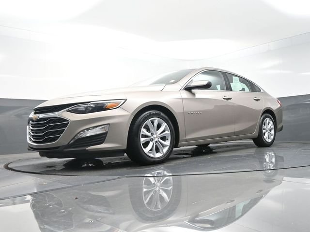 Used 2025 Gray Chevrolet LT image 34