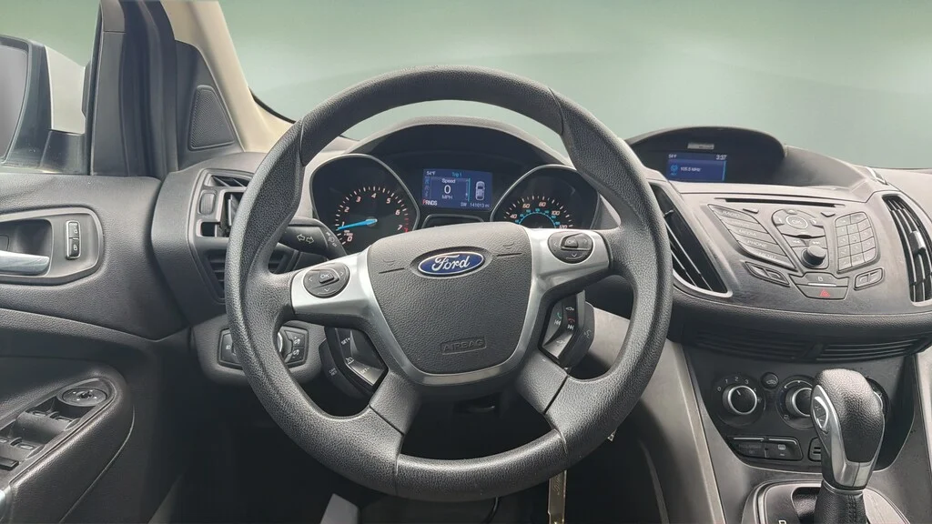Used 2014 Oxford White Ford SE image 9