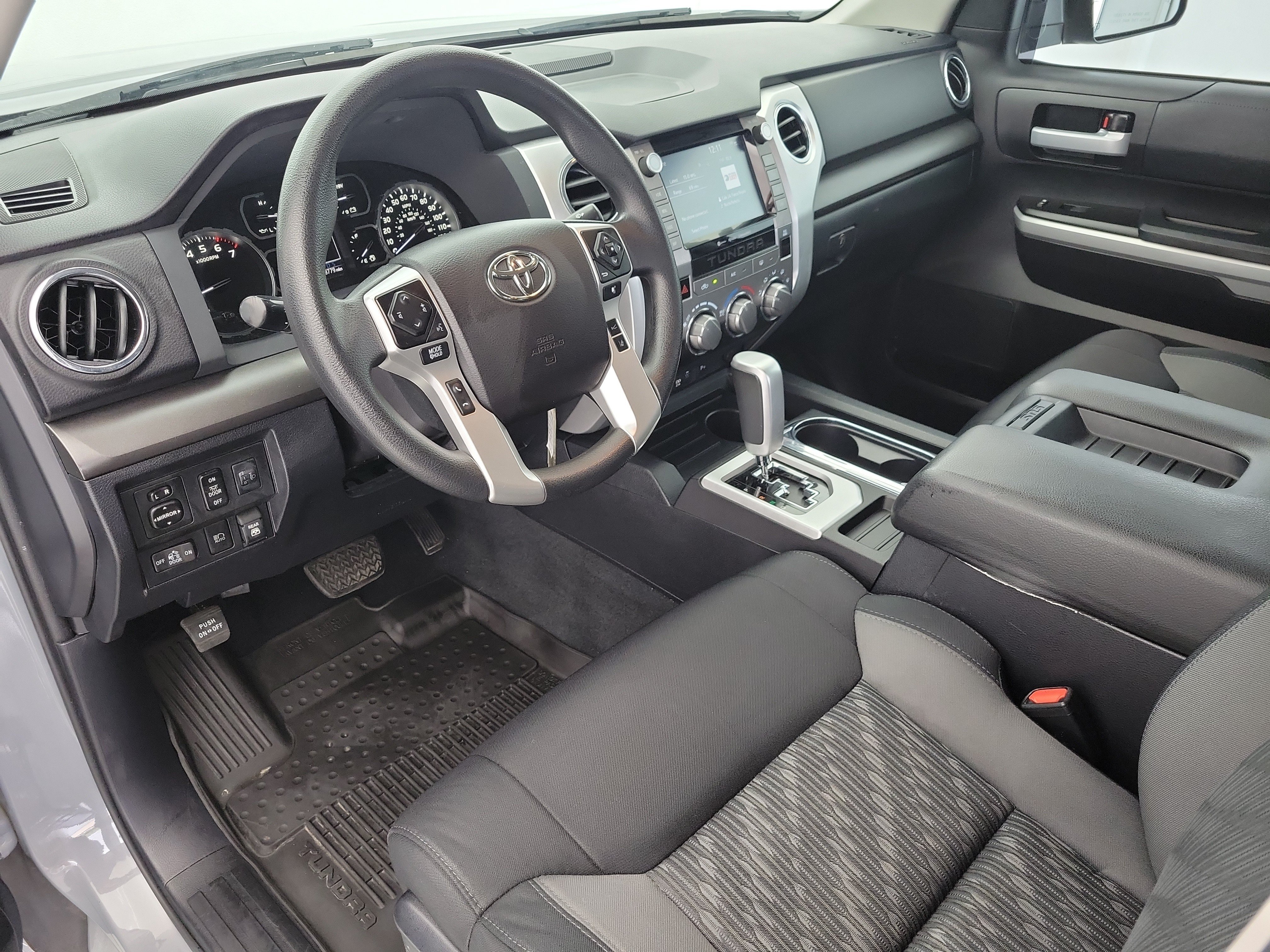 Used 2021 Cement Toyota SR5 image 17