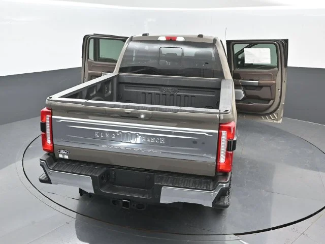 New 2027 Marsh Gray Metallic Ford F-250® King Ranch® image 31