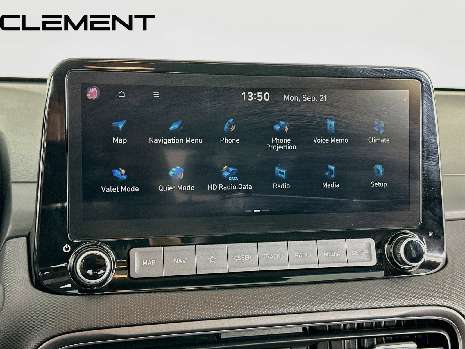 Certified Used 2022 Gray Hyundai Limited image 19