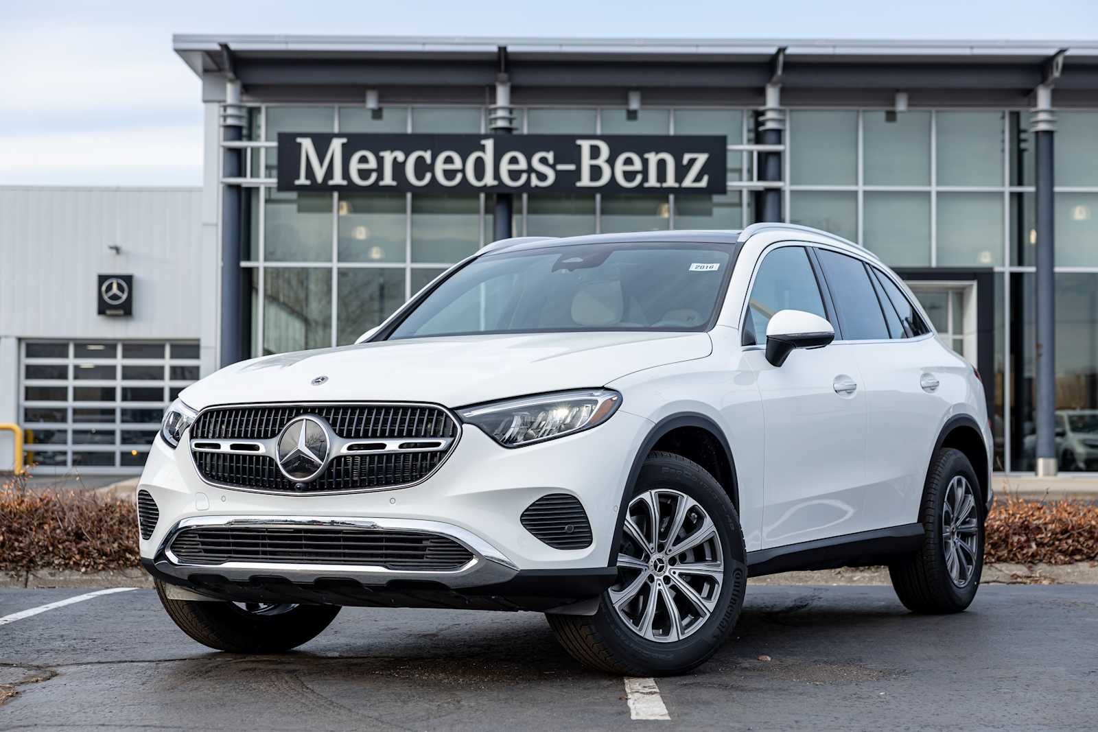 2026 Mercedes-Benz GLC Base