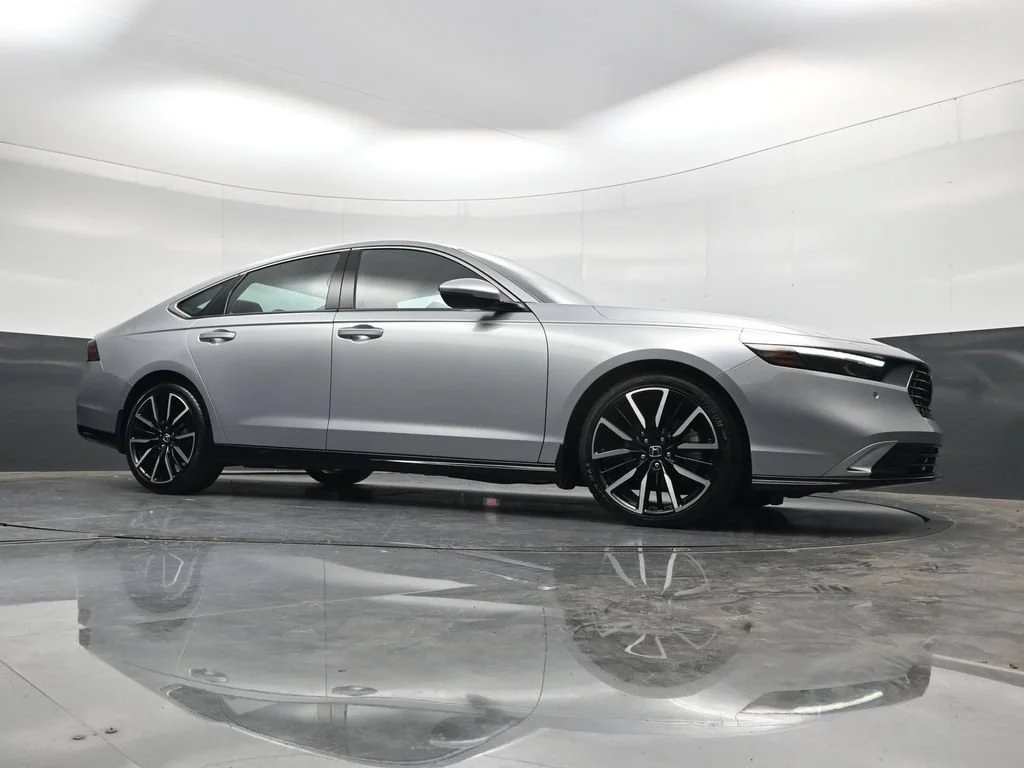 2025 Honda Accord Hybrid Touring - Photo 74