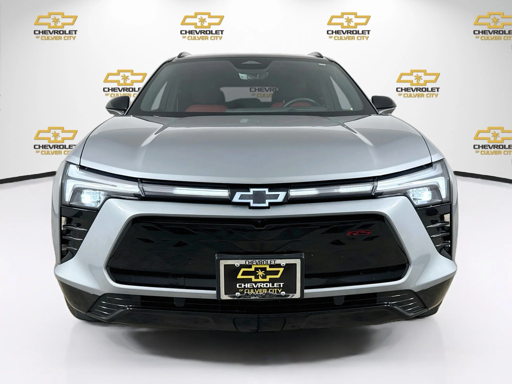 Used 2025 Sterling Gray Metallic Chevrolet RS image 2