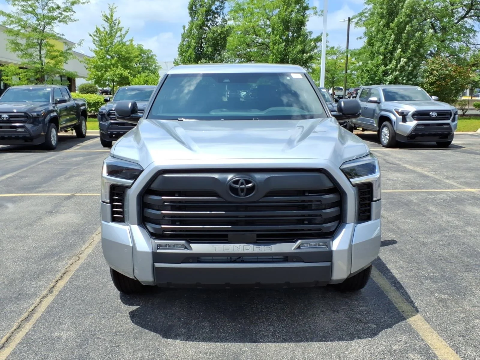 New 2026 Celestial Silver Metallic (1j9) Toyota SR5 CREWMAX image 2