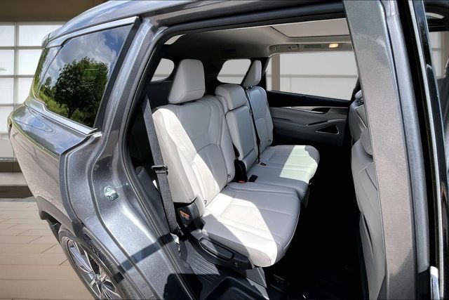 Used 2026 Gray INFINITI LUXE image 26