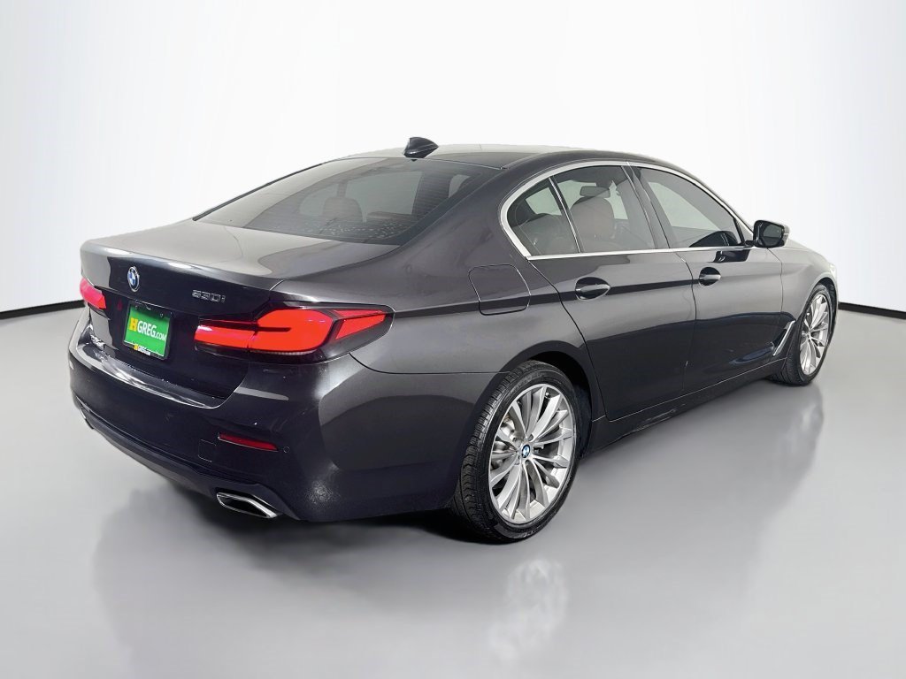 Used 2021 Dark Graphite Metallic BMW 530i image 7