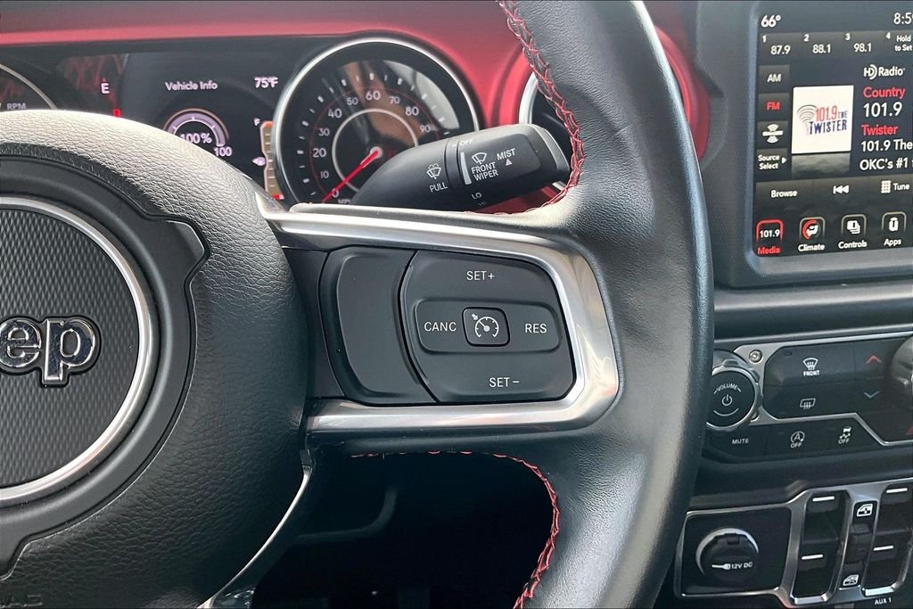 Used 2022 Gray Jeep Rubicon image 21