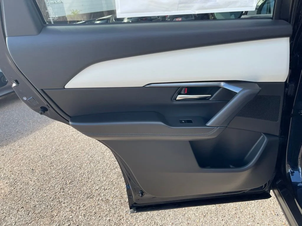 New 2026 Navy Blue Mica Mazda 2.5 S Select AWD image 19