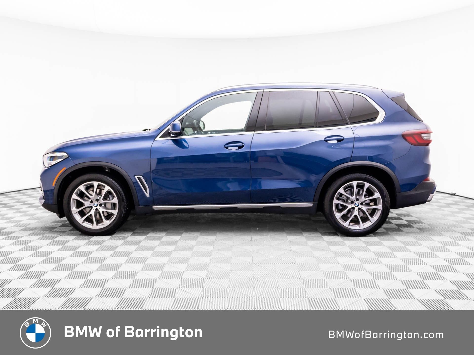 Used 2021 Blue BMW xDrive40i image 2