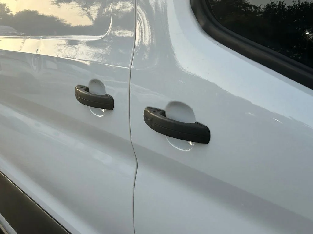 Used 2022 Oxford White Ford Base image 20