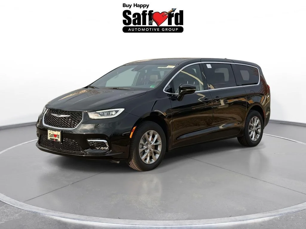 2026 Chrysler Pacifica Limited AWD's photo