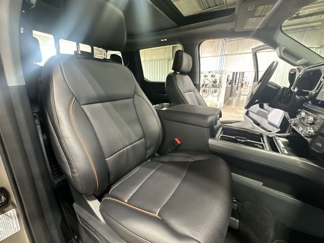 New 2026 Marsh Gray Ford F-250® Lariat® image 32