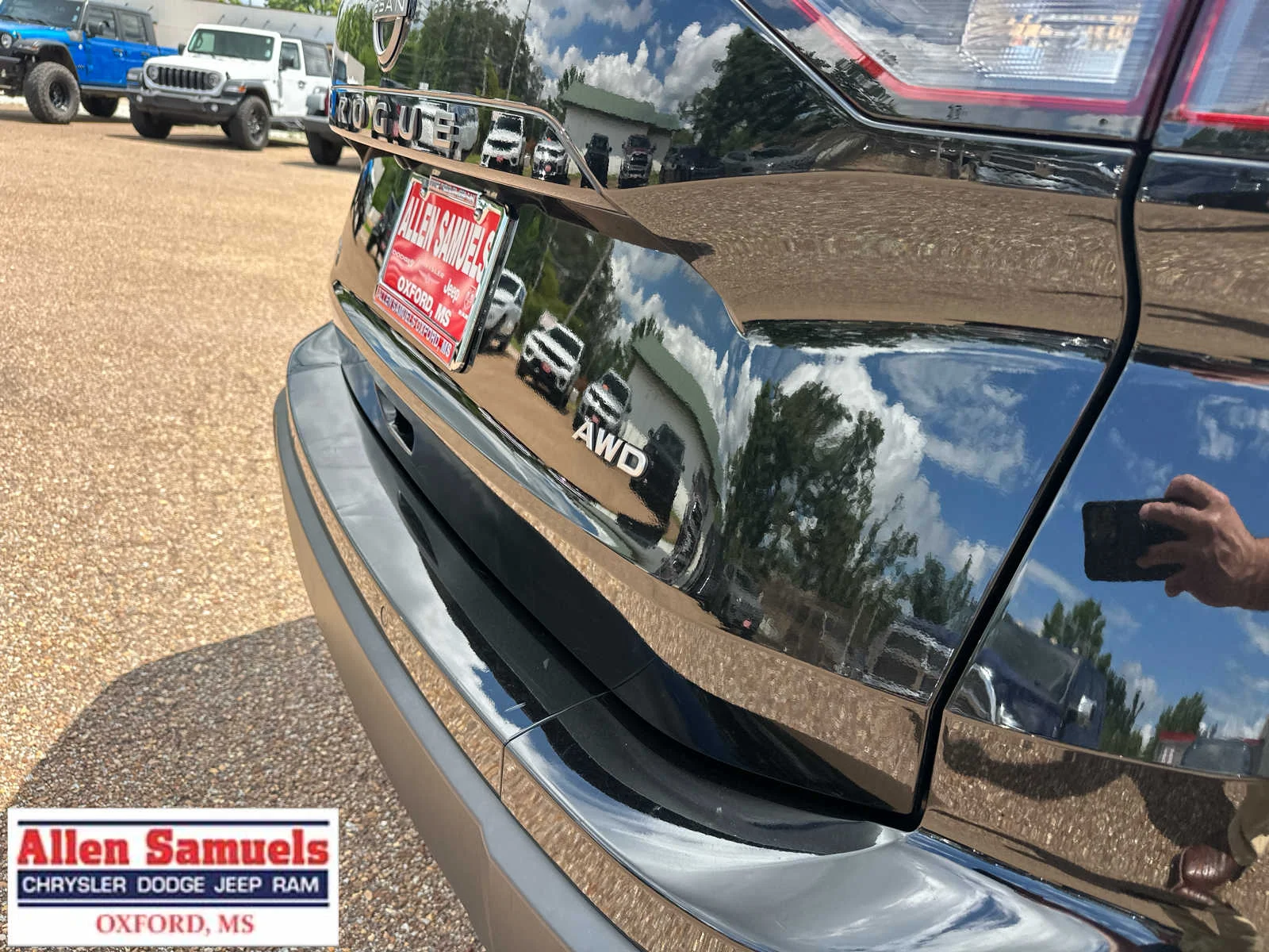 Used 2024 Super Black Nissan S image 52