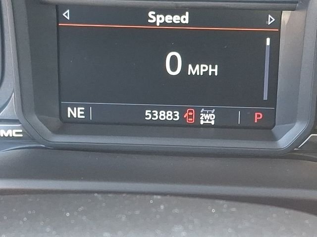 Used 2022 White GMC SLE image 18