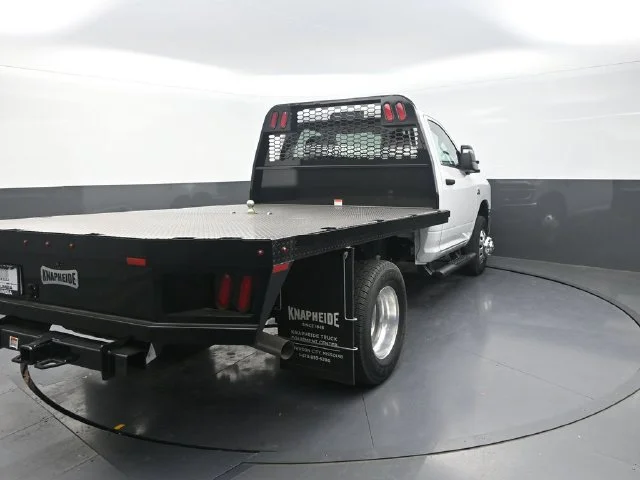 New 2026 Bright White Clear-Coat Exterior Paint RAM Tradesman image 8