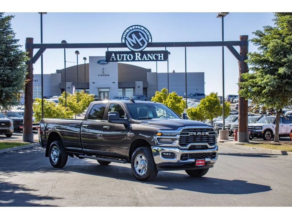 New 2026 Granite Crystal Metallic Clearcoat Ram Tradesman image 1