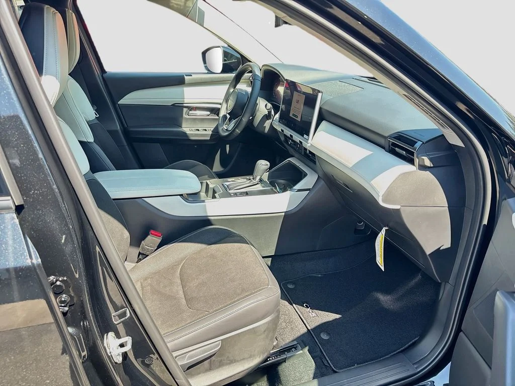 New 2026 Jet Black Mica Mazda 2.5 S Preferred AWD image 27