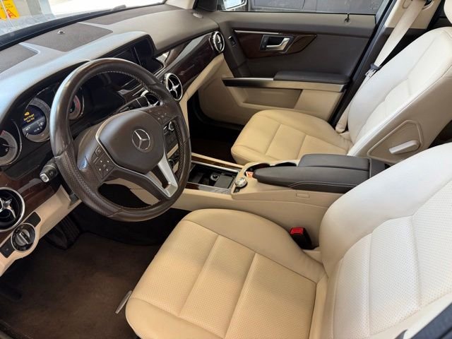 Used 2015 Gray Mercedes-Benz GLK 350 image 10