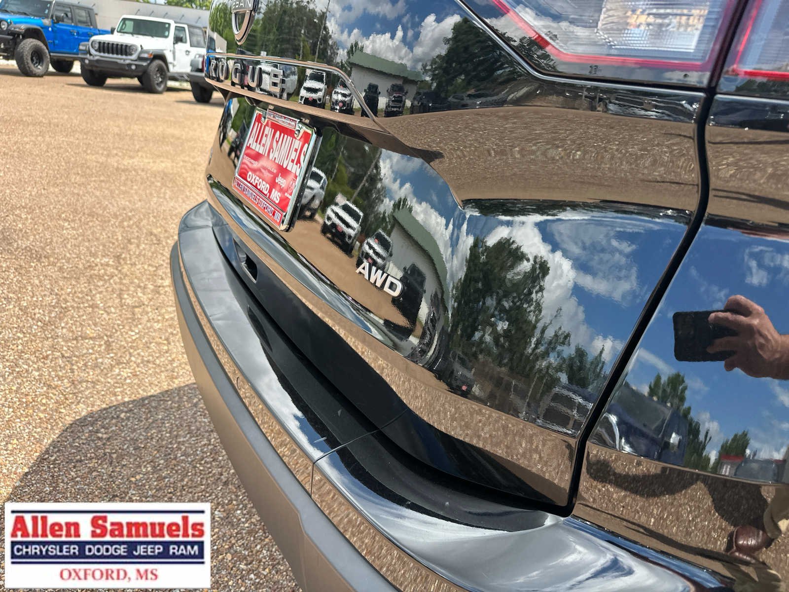 Used 2024 Super Black Nissan S image 52