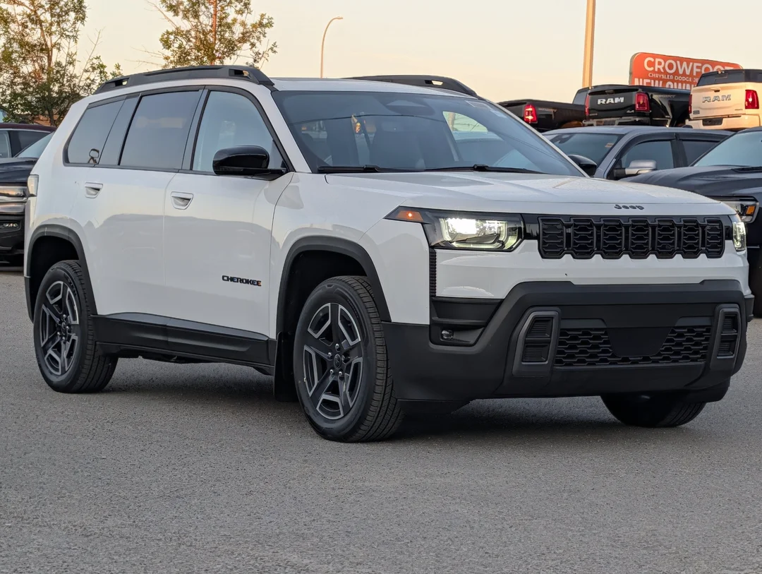 New 2026 White Jeep Limited - - 4x4 - Hybrid - Panoramic Sunroof - Leather Seats - Heated Seats & More! image 2
