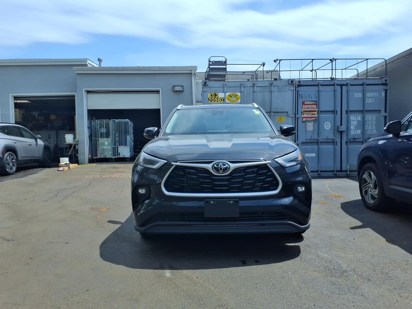 Used 2023 Midnight Black Metallic Toyota XLE image 7