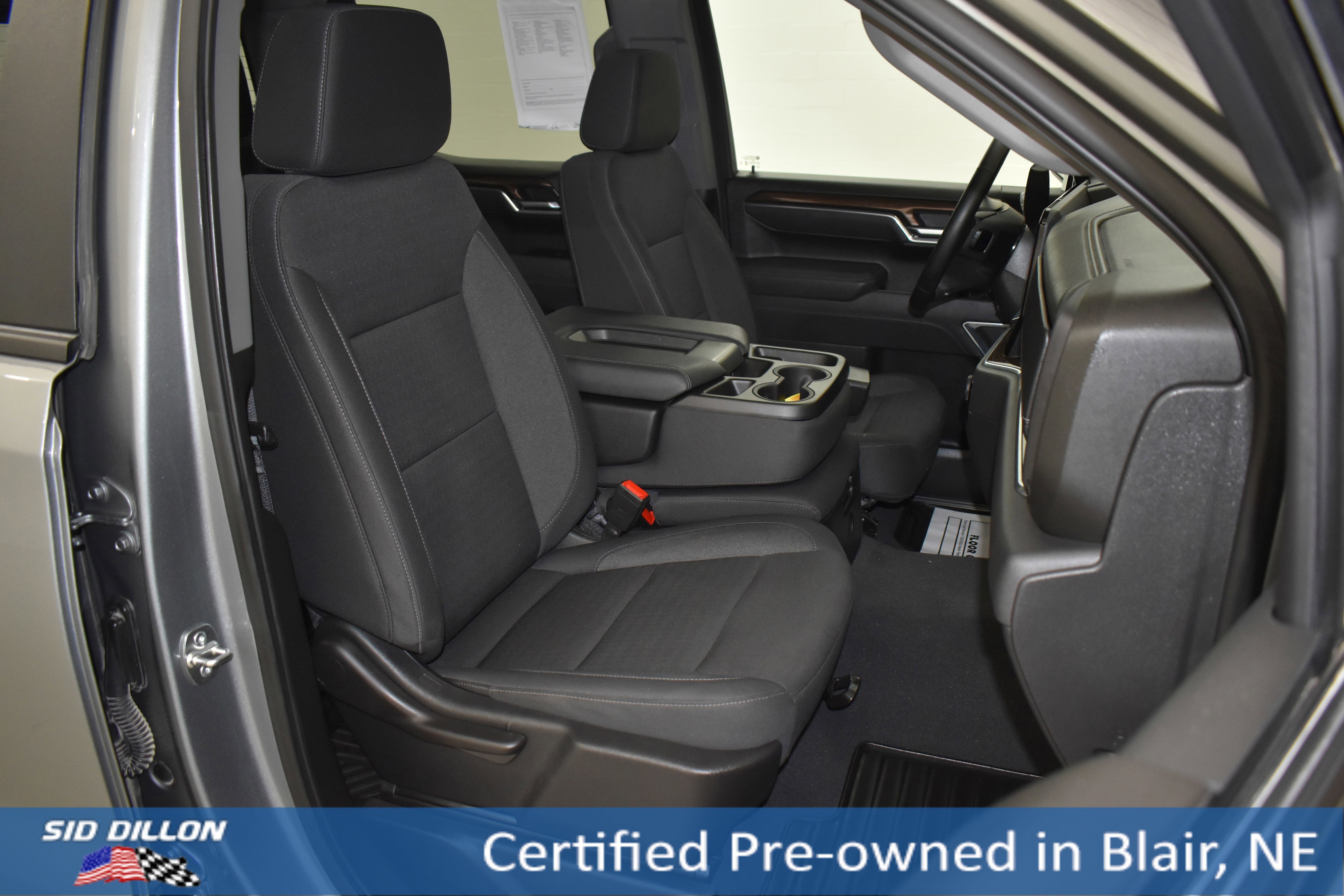 Used 2025 Sterling Gray Metallic Chevrolet LT image 8