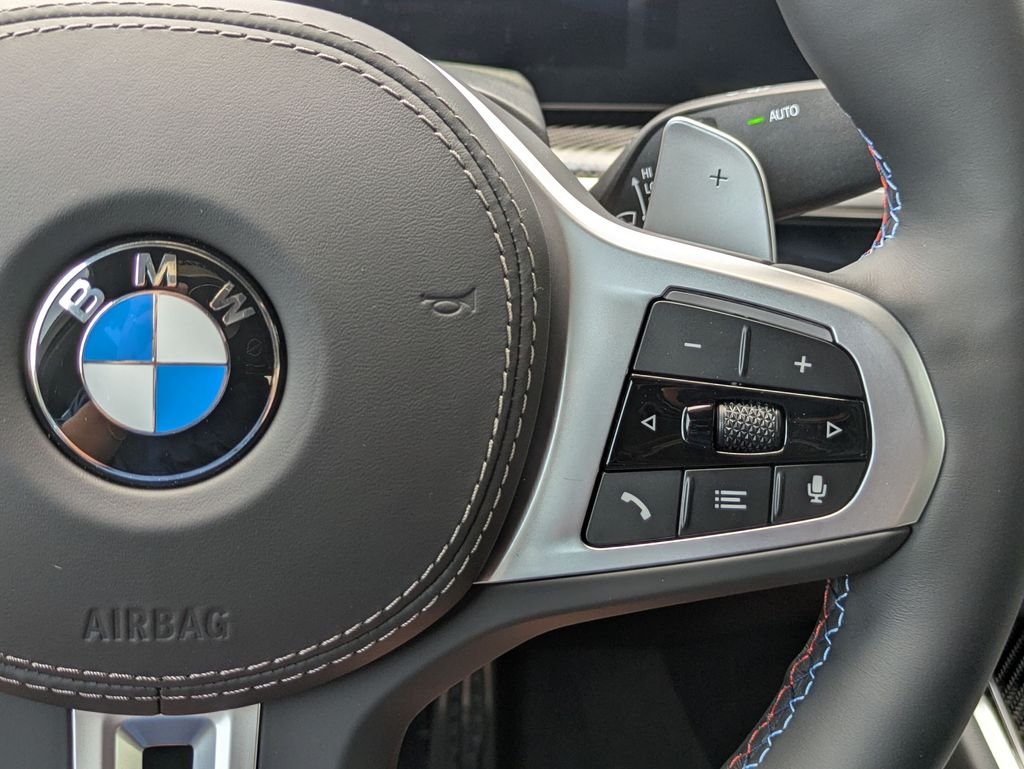 New 2027 Black Sapphire Metallic BMW M60i image 17