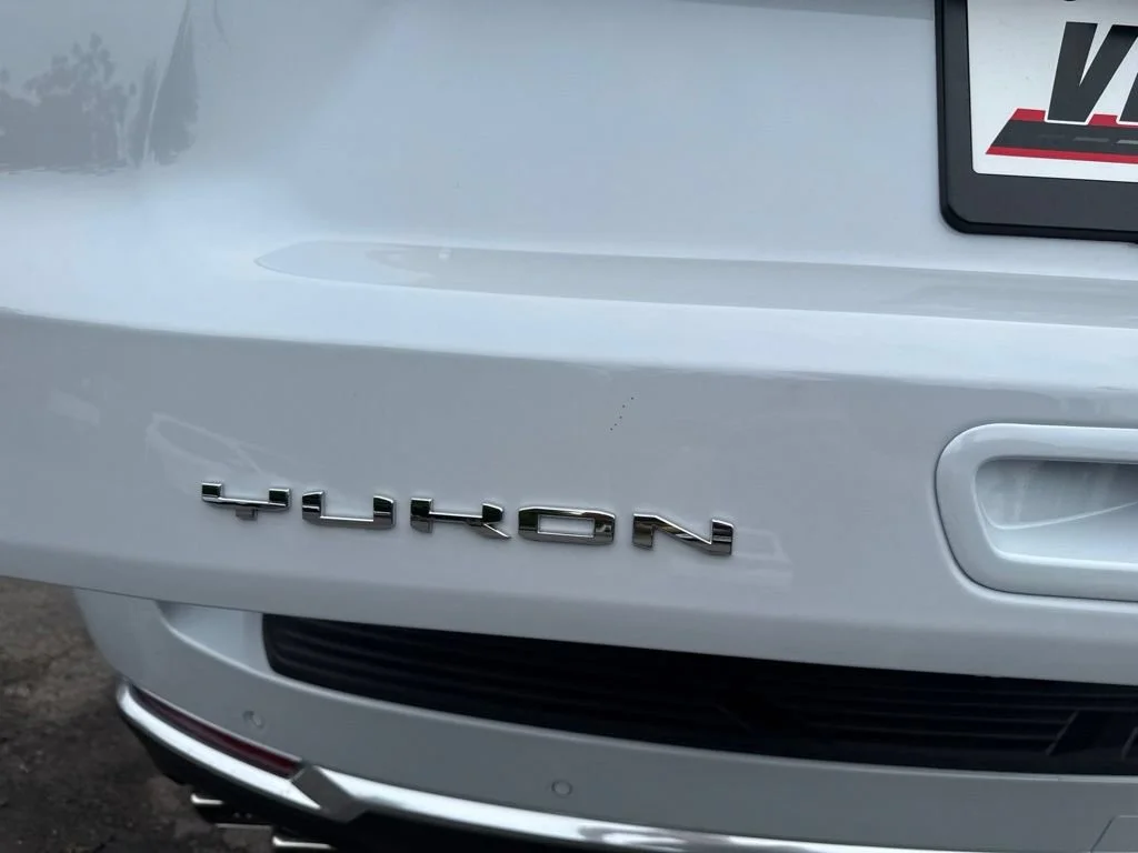 Used 2026 Glacier White Tricoat GMC Denali image 18