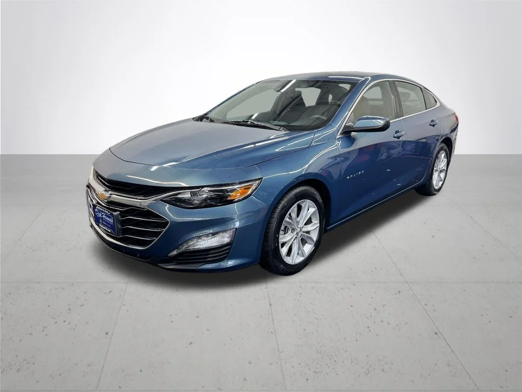 Used 2024 Blue Chevrolet LT image 2